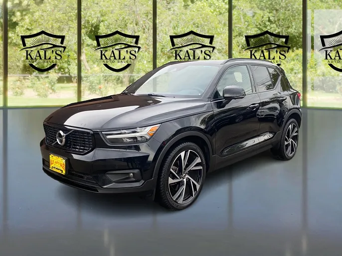 2021 Volvo XC40