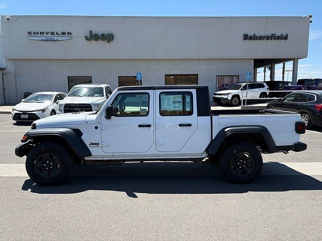 2026 Jeep Gladiator
