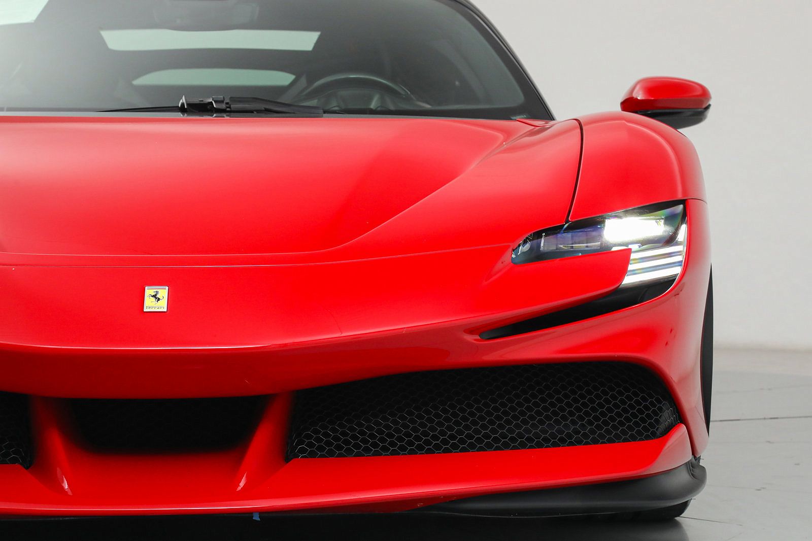 2021 Ferrari SF90 Stradale image 12
