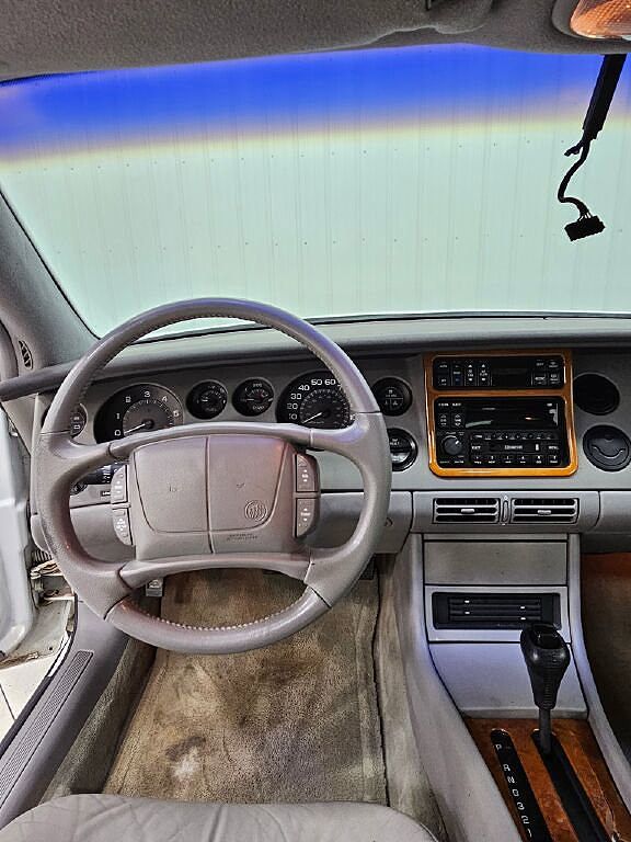 1999 Buick Riviera