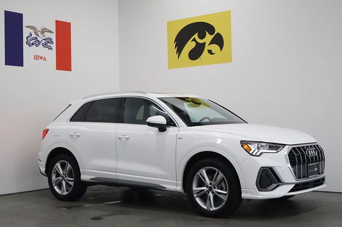 2023 Audi Q3