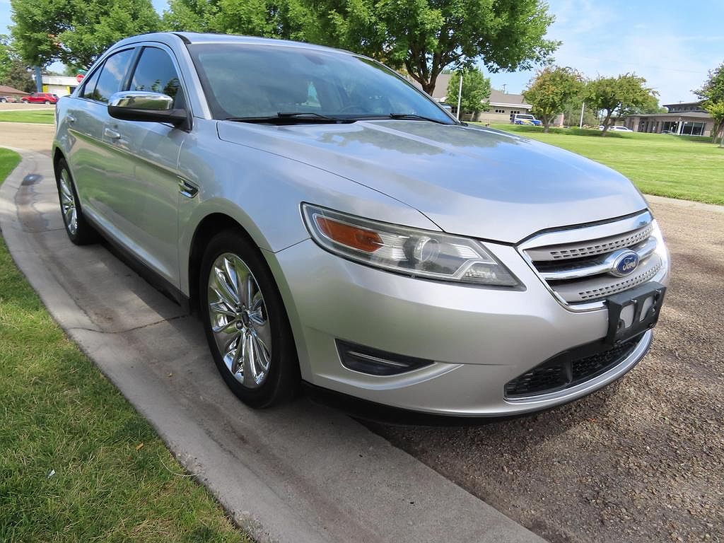 2011 Ford Taurus Limited Edition image 6