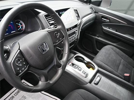 2022 Honda Pilot Sport photo 2