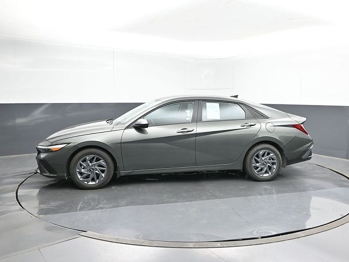 2024 Hyundai Elantra