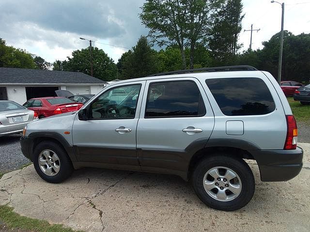2004 Mazda Tribute