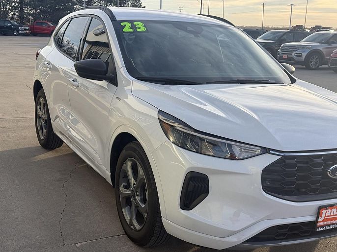 2023 Ford Escape