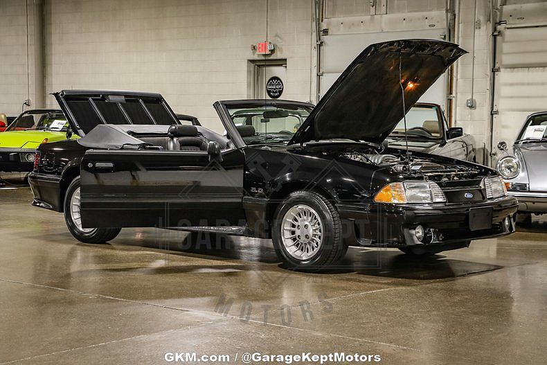 1990 Ford Mustang GT image 71