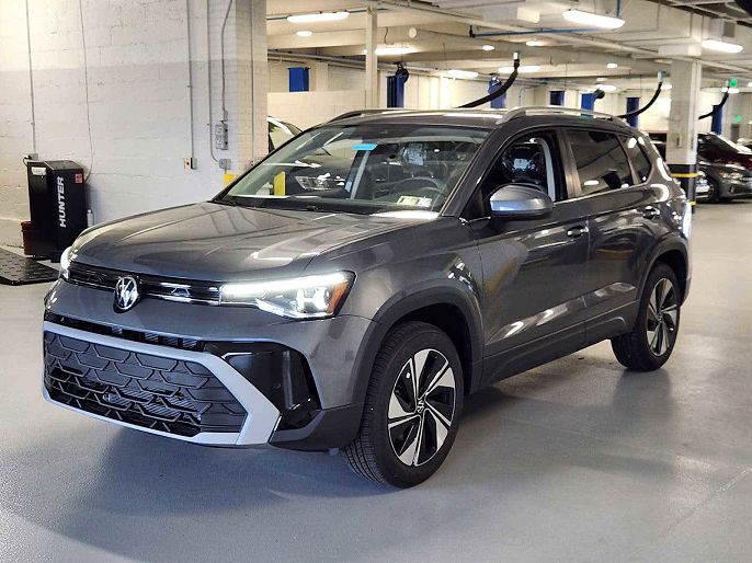 2025 Volkswagen Taos