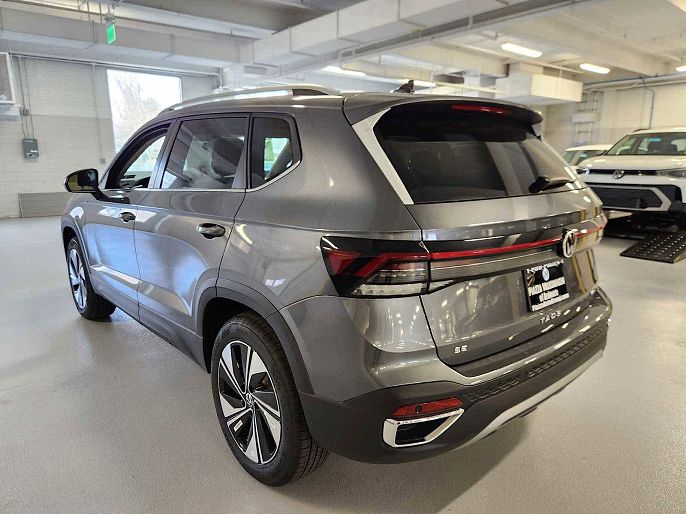 2025 Volkswagen Taos