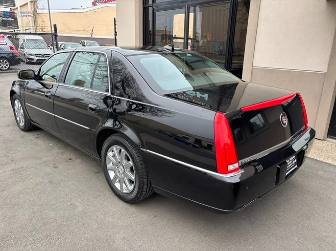 2011 Cadillac DTS