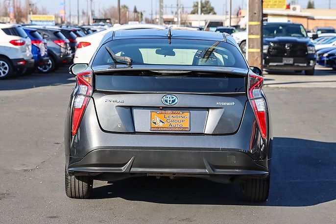 2016 Toyota Prius