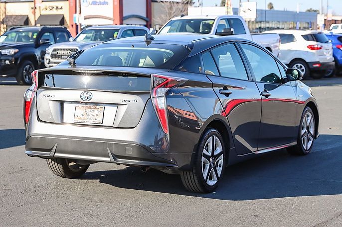 2016 Toyota Prius