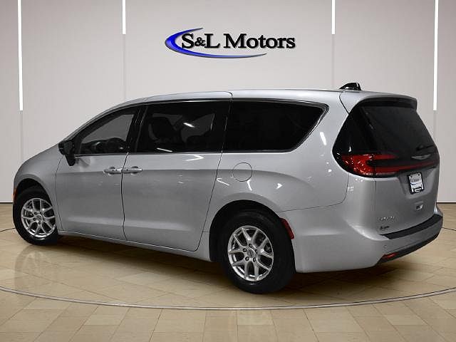 2024 Chrysler Pacifica