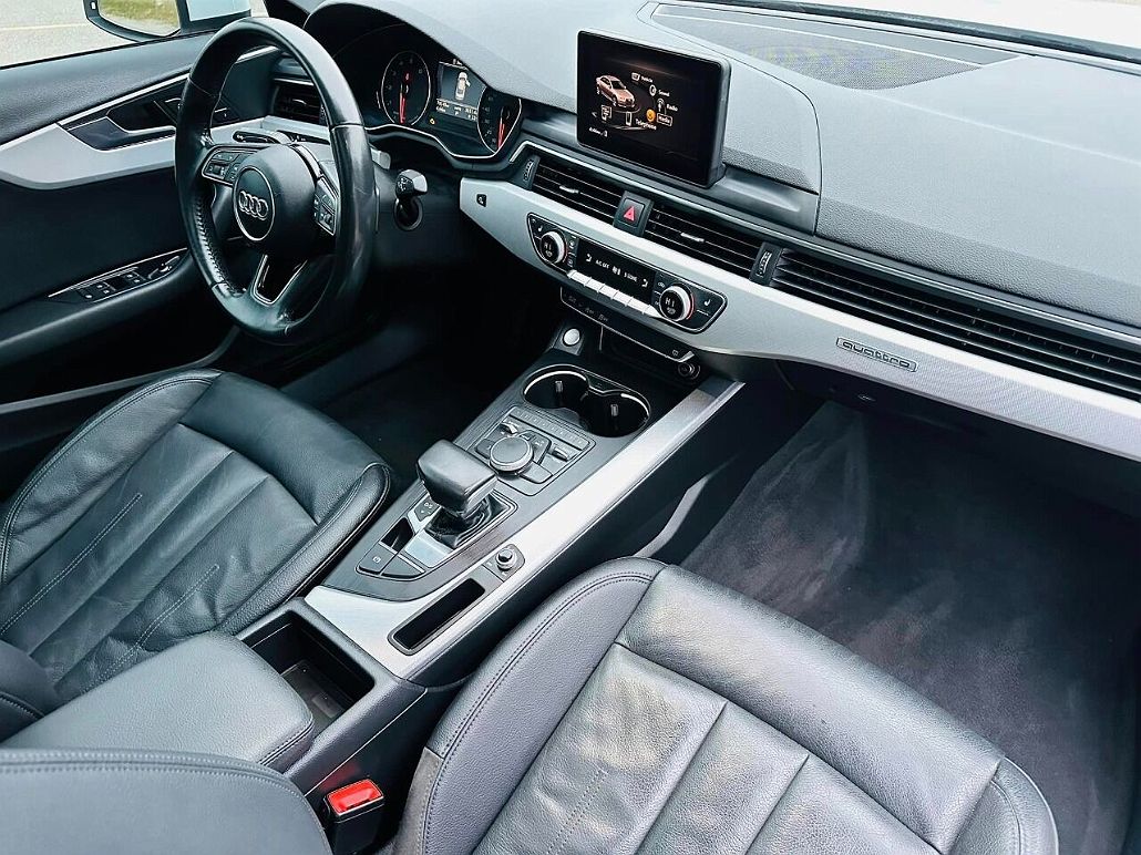 2017 Audi A4 Premium image 4