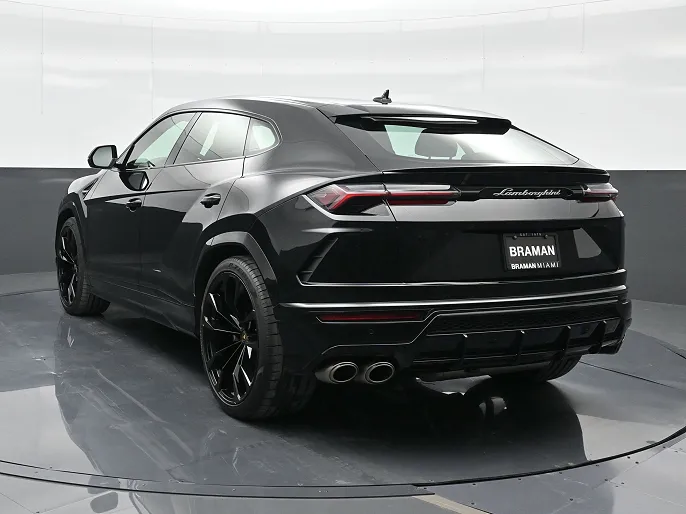 2022 Lamborghini Urus