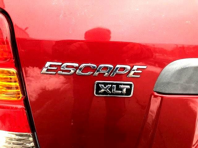 2001 Ford Escape XLT image 19