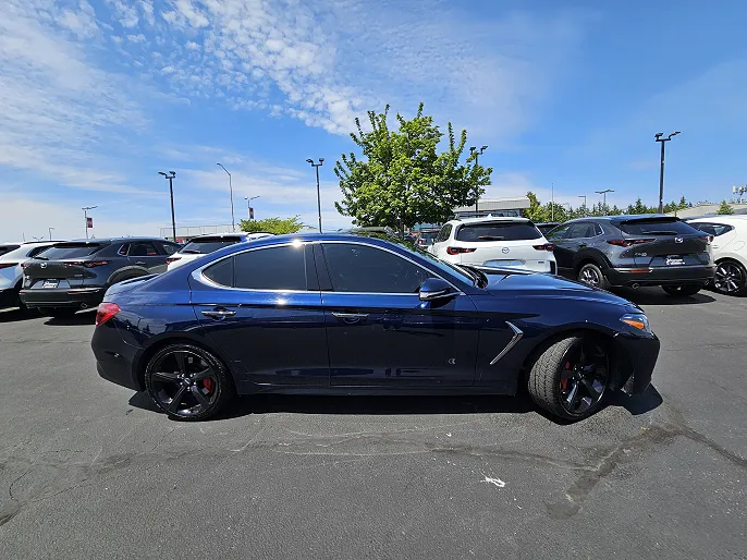 2020 Genesis G70