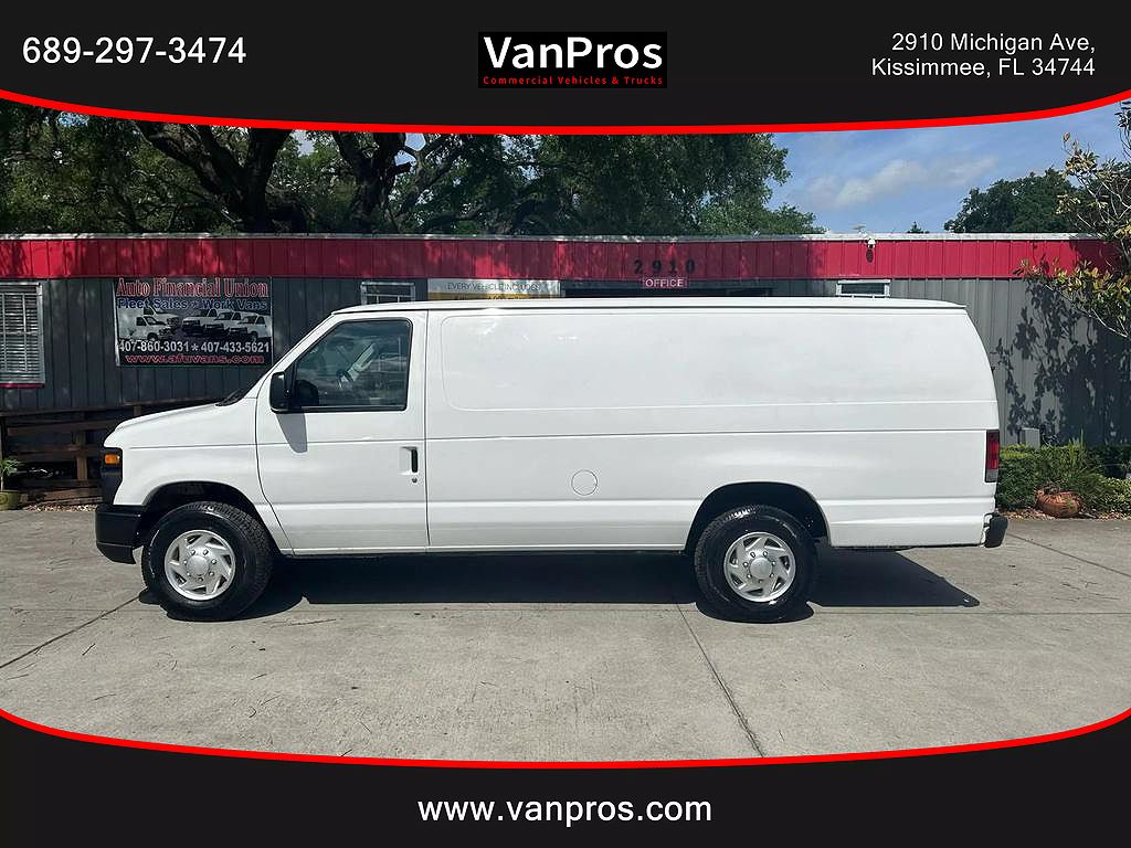 2012 Ford Econoline E-250 image 1