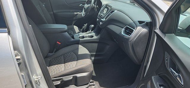 2019 Chevrolet Equinox LT image 5