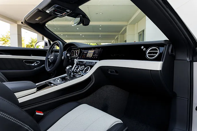 2024 Bentley Continental