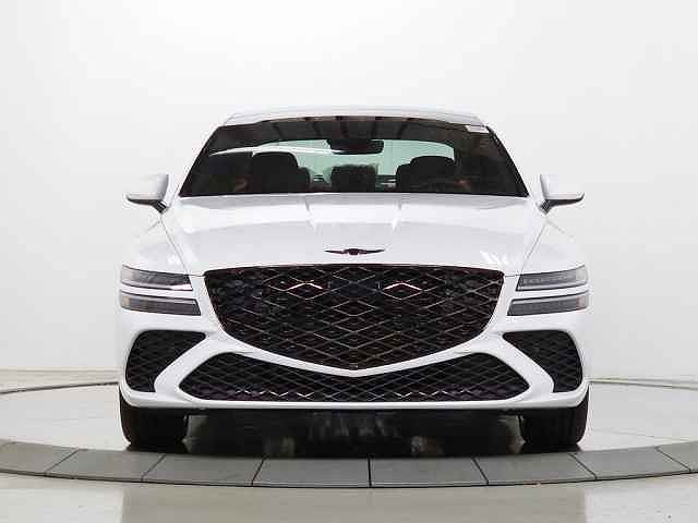 2025 Genesis G80