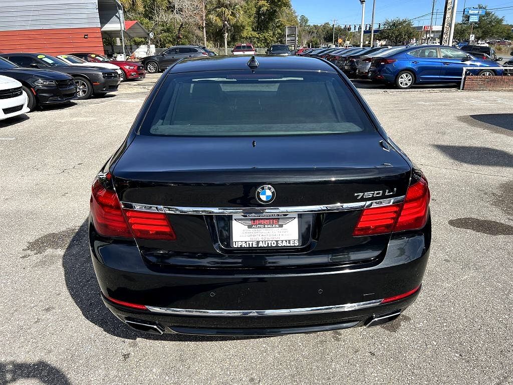2015 BMW 7 Series 750Li image 5