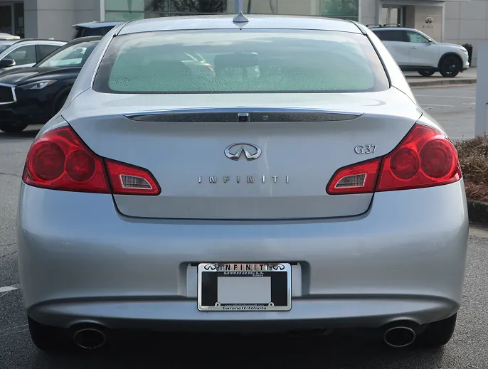 2011 Infiniti G37