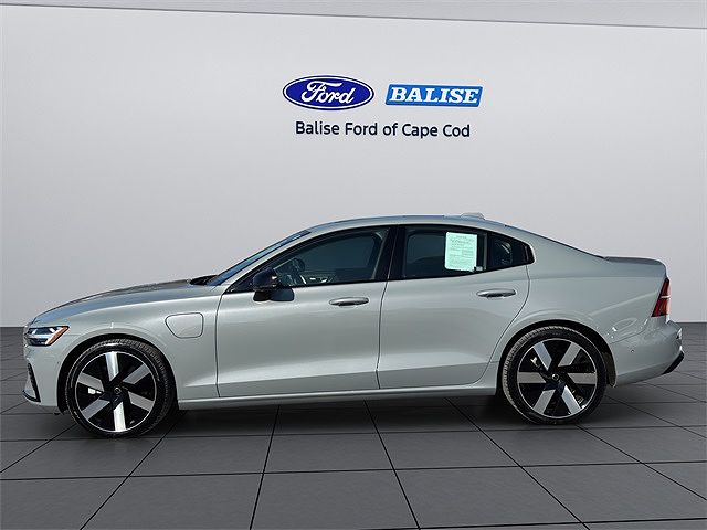 2025 Volvo S60
