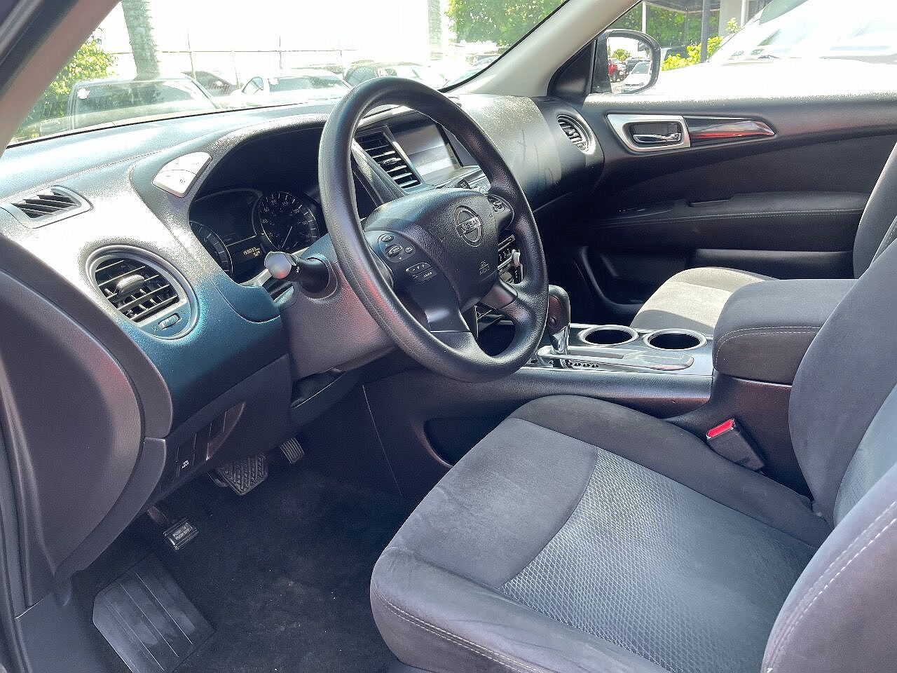 2014 Nissan Pathfinder S image 8
