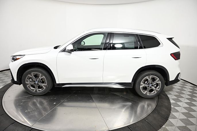 2025 BMW X1