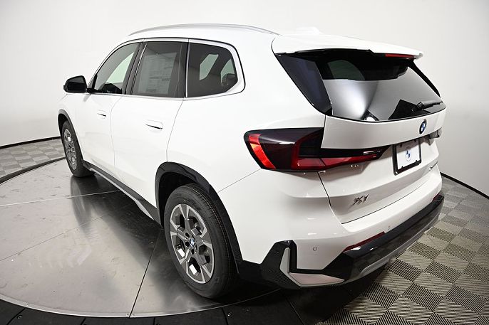 2025 BMW X1