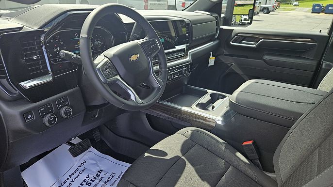2025 Chevrolet Silverado 3500HD