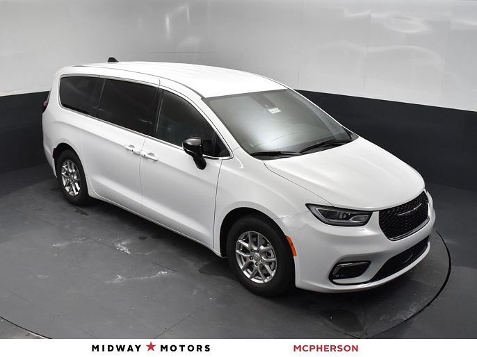 2026 Chrysler Pacifica