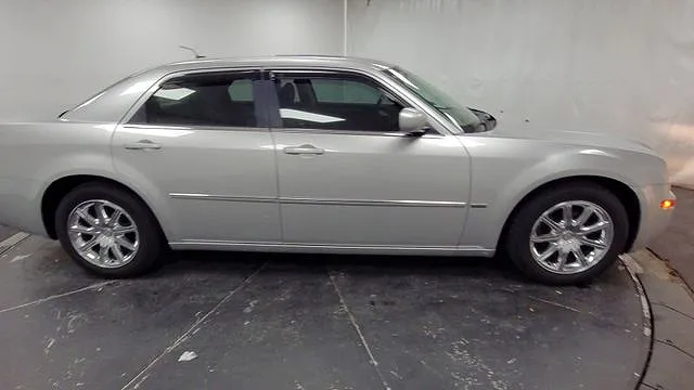 2008 Chrysler 300