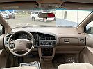 2000 Toyota Sienna XLE image 17