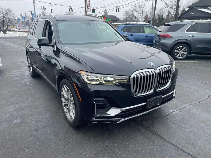 2021 BMW X7