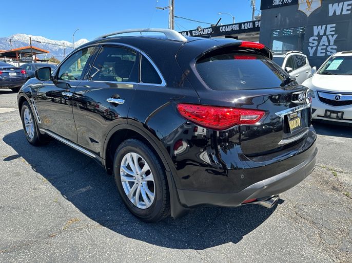 2013 Infiniti FX37