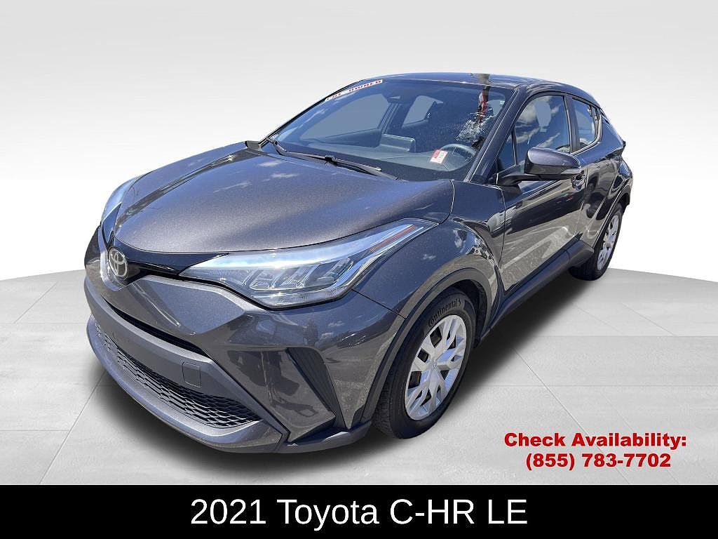 2021 Toyota C-HR LE image 0