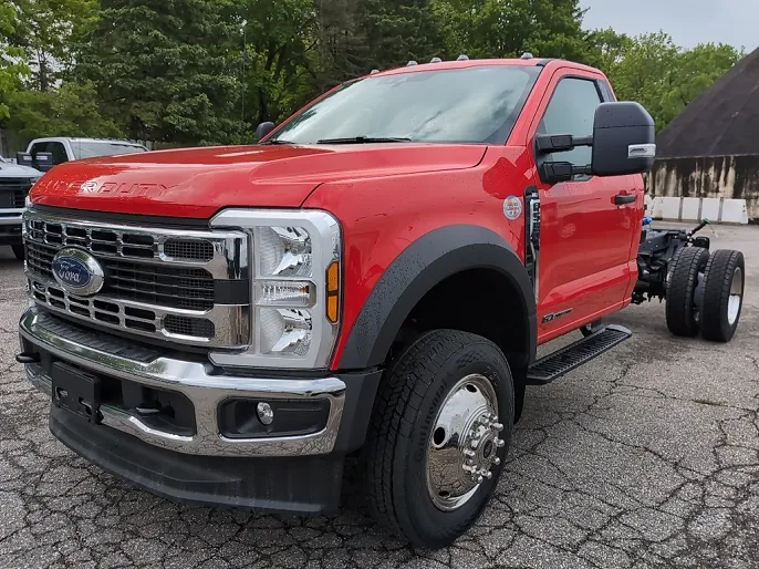 2025 Ford F-550