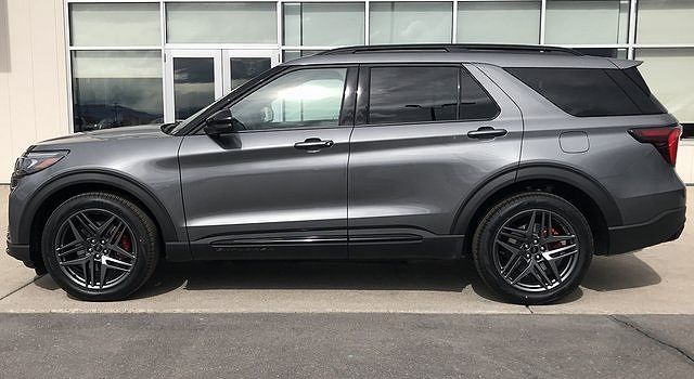 2025 Ford Explorer