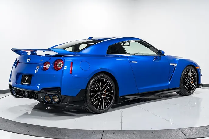 2024 Nissan GT-R