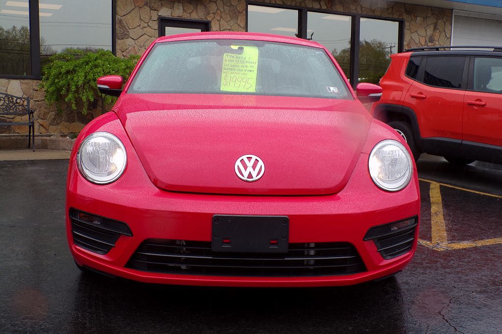 2019 Volkswagen Beetle null image 1