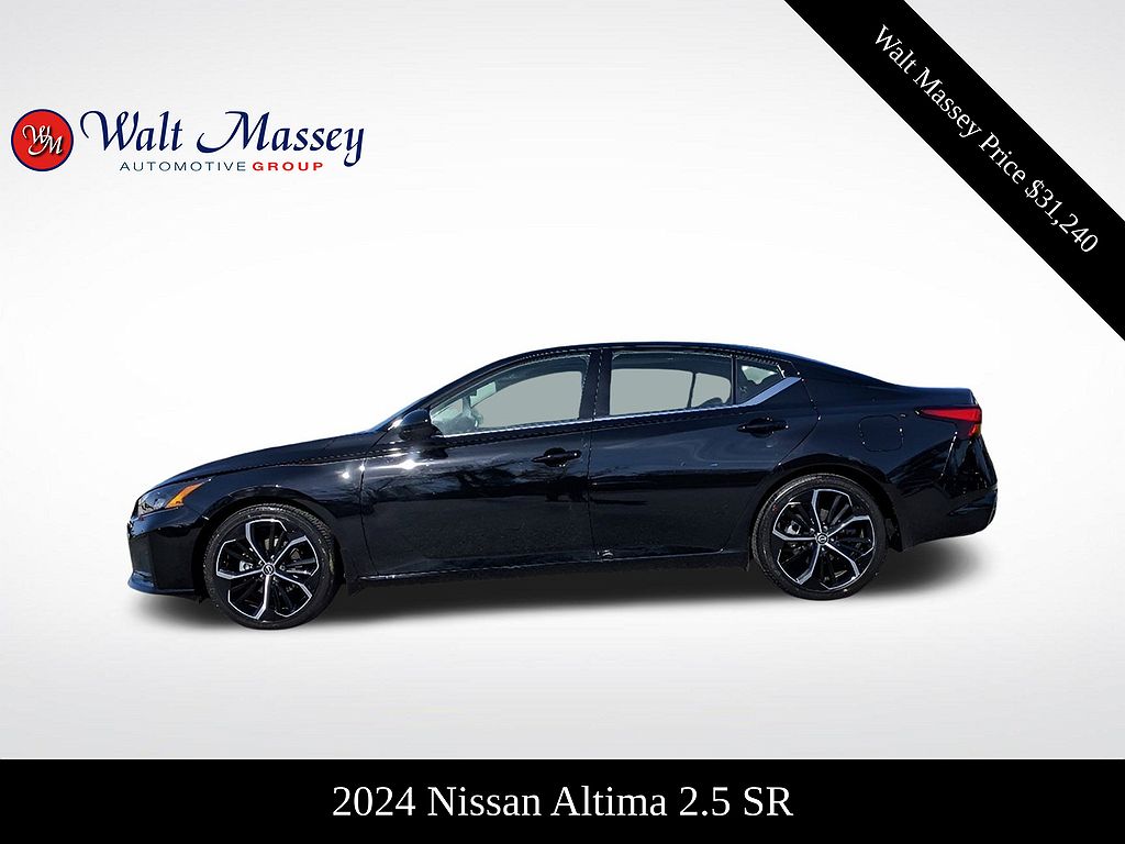 2024 Nissan Altima SR image 5