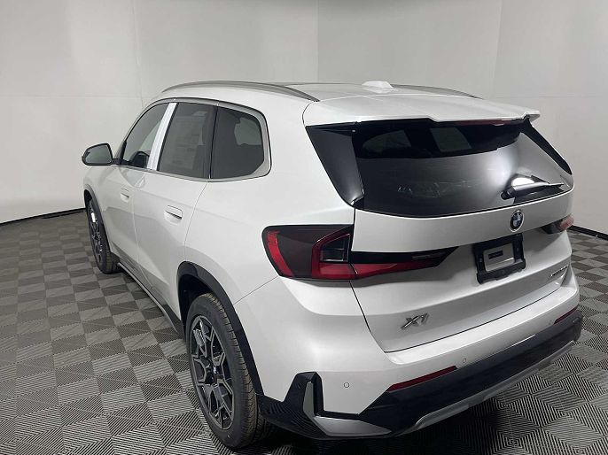 2025 BMW X1