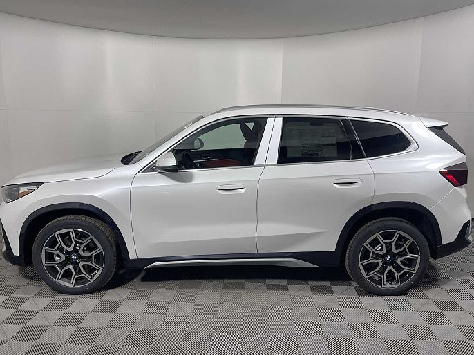 2025 BMW X1