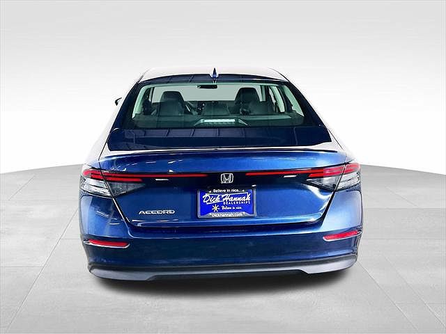 2023 Honda Accord EX image 7