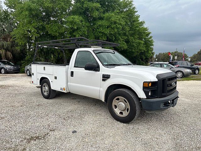2009 Ford F-350 XL image 1