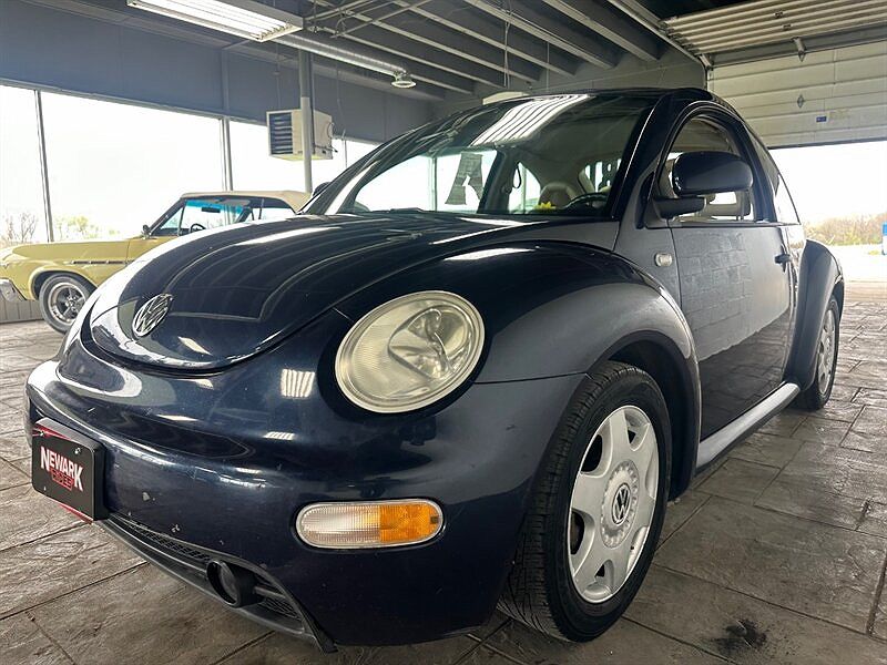 2000 Volkswagen New Beetle GLX image 1