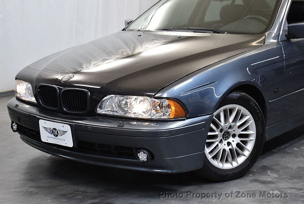 2001 BMW 5 Series 530i image 1