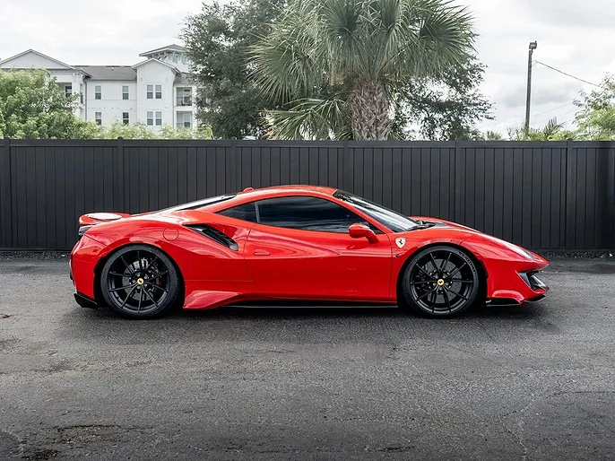 2019 Ferrari 488